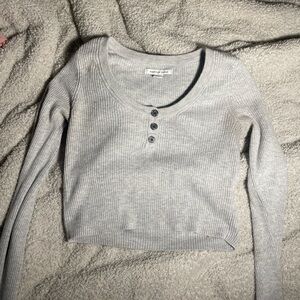 American Eagle Gray Ribbed Long Sleeve Top